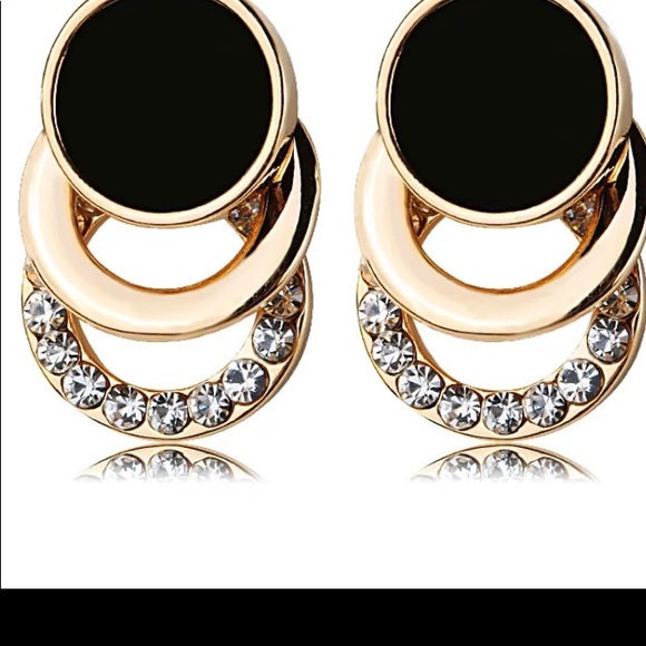 Jewelry - Geometric Crystal Stud Earrings For Women Shiny